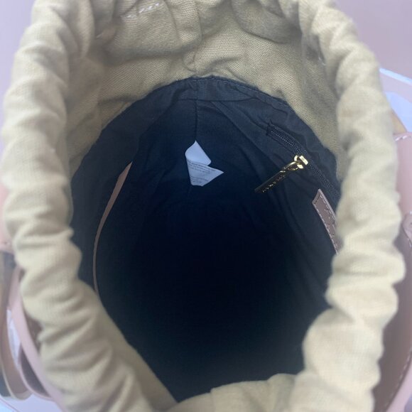 NWT | Alkeme Atelier | Water Metal Bucket Bag in Nude - Picture 5 of 6